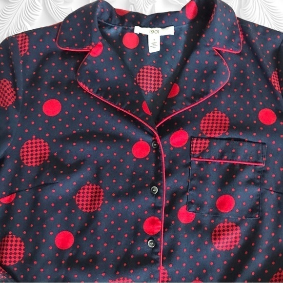 1901 Button Up Long Sleeve Navy Blouse With Red Polka Dots Small NWOT - Picture 4 of 6
